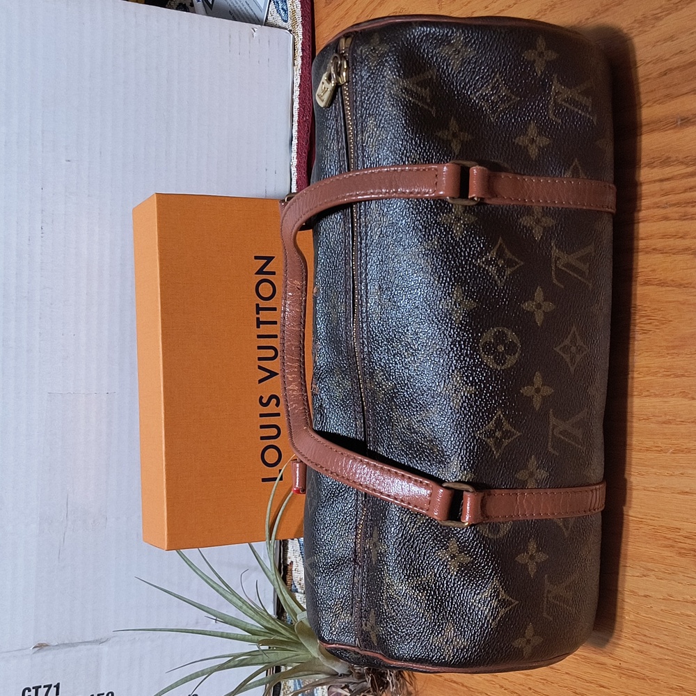 Authentic Louis Vuitton monogram Papillon 30